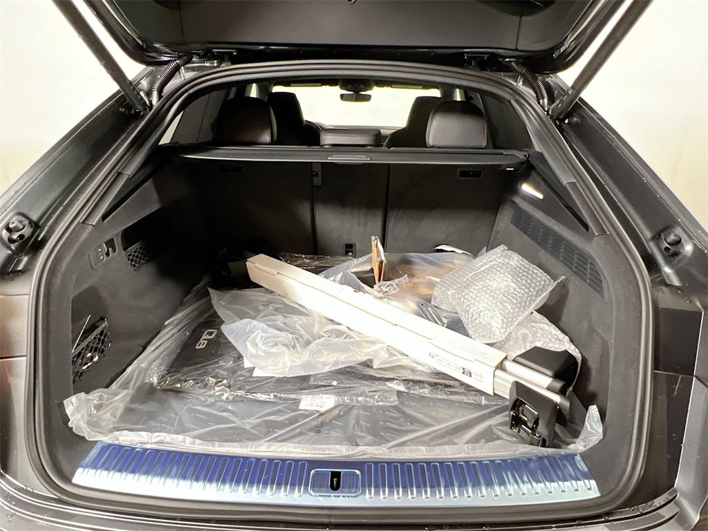 New 2026 Audi Q8 Prestige image 26