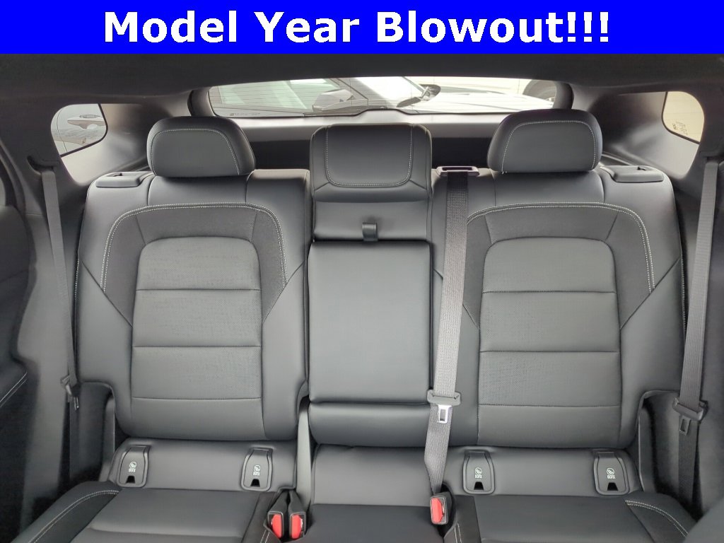 New 2024 Chevrolet Blazer EV LT image 32