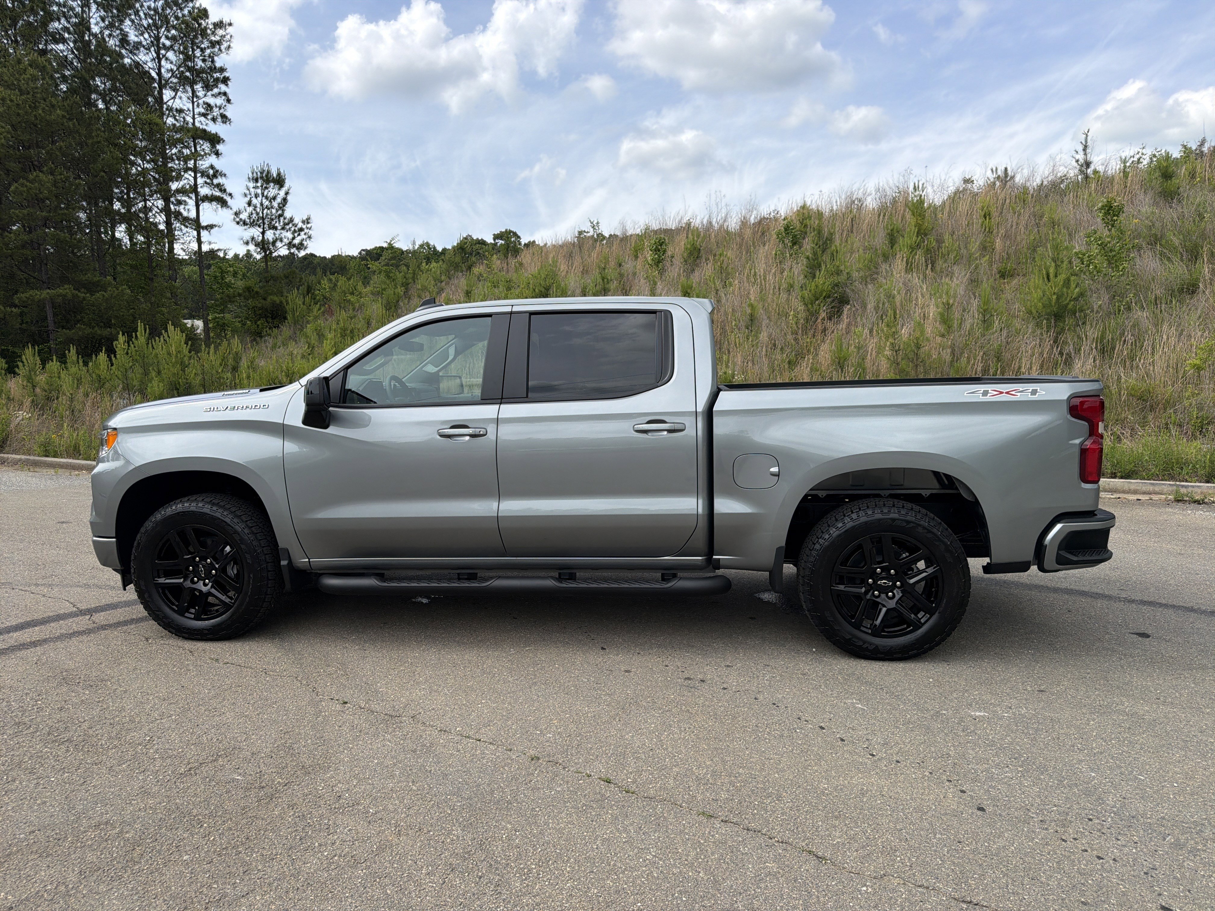Used 2026 Chevrolet Silverado 1500 RST w/ RST Select Package AWD/4WD image 8