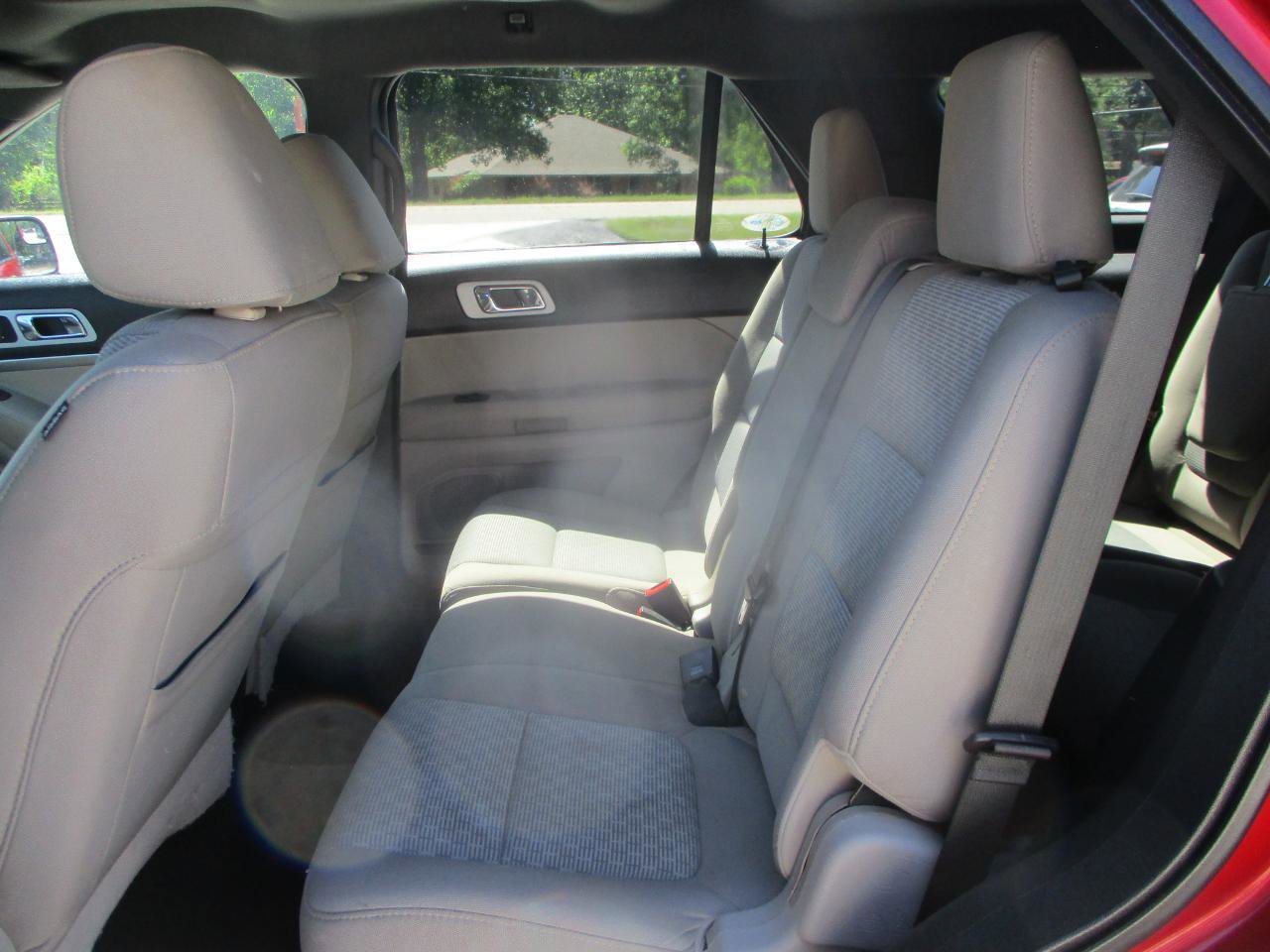 Used 2012 Ford Explorer XLT FWD image 12