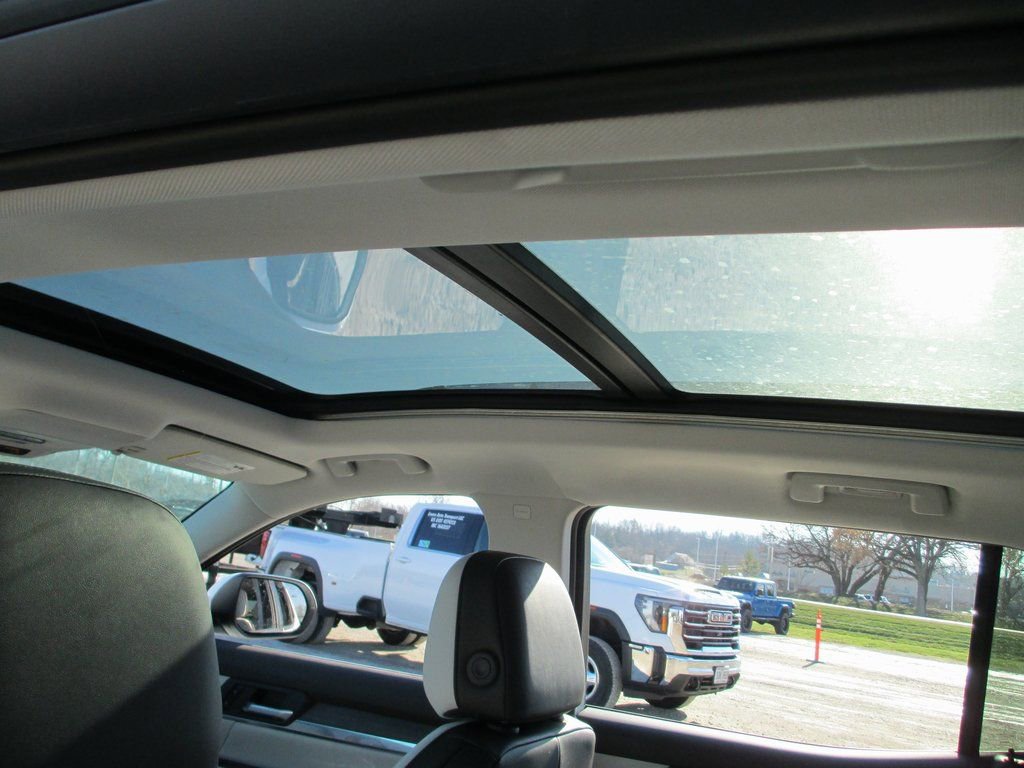 New 2026 GMC Terrain Denali image 12