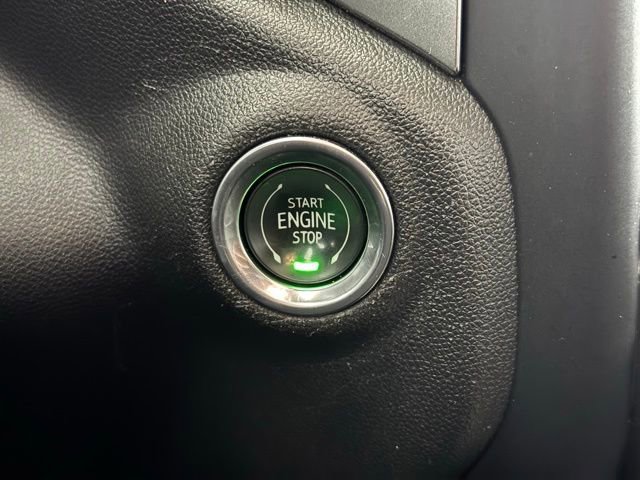 Used 2020 Chevrolet Silverado 1500 LTZ w/ LTZ Premium Package image 32