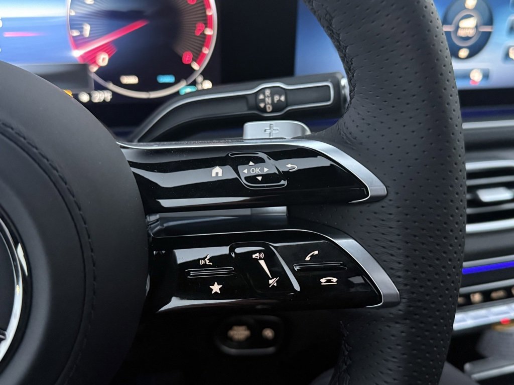 Used 2026 Mercedes-Benz GLS 450 4MATIC image 21