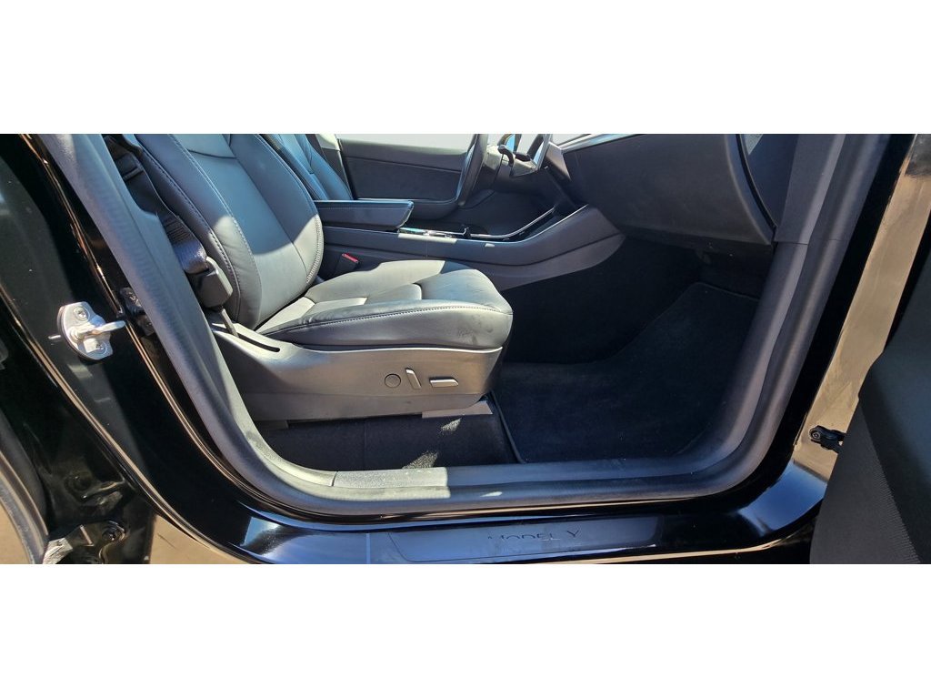 Used 2020 Tesla Model Y Long Range AWD/4WD image 11