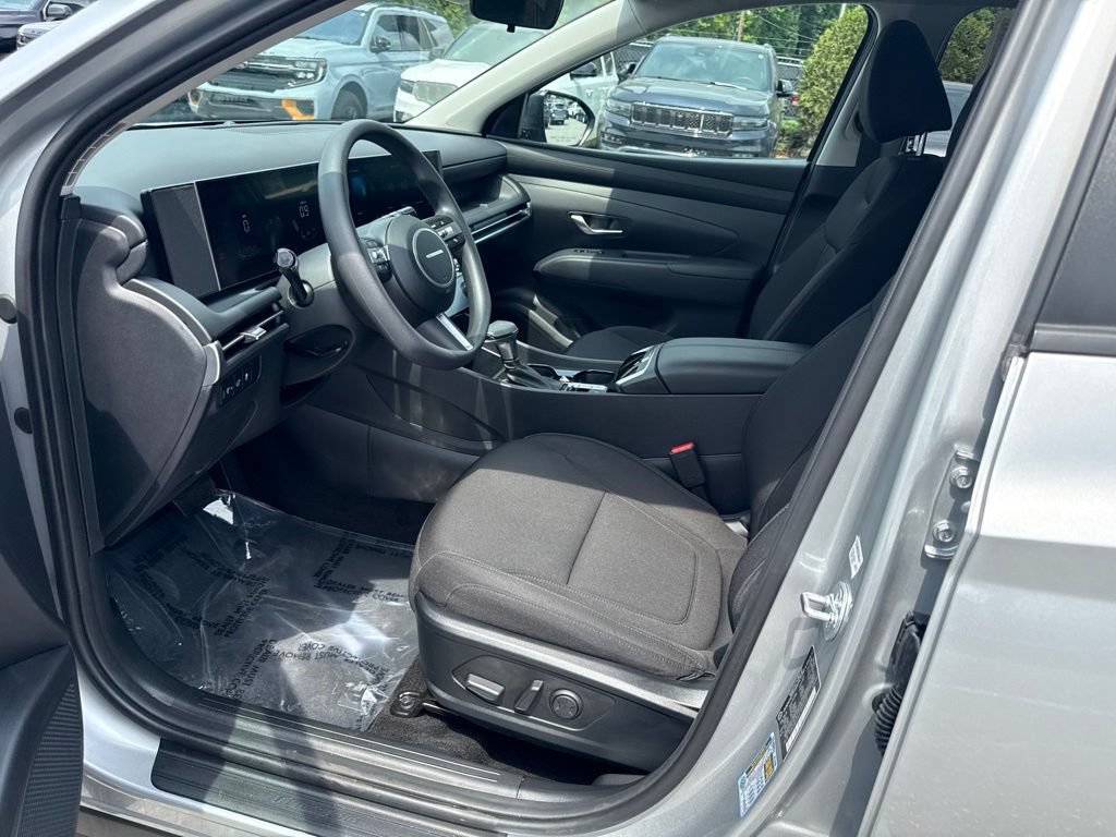 Used 2026 Hyundai Tucson SEL FWD image 3