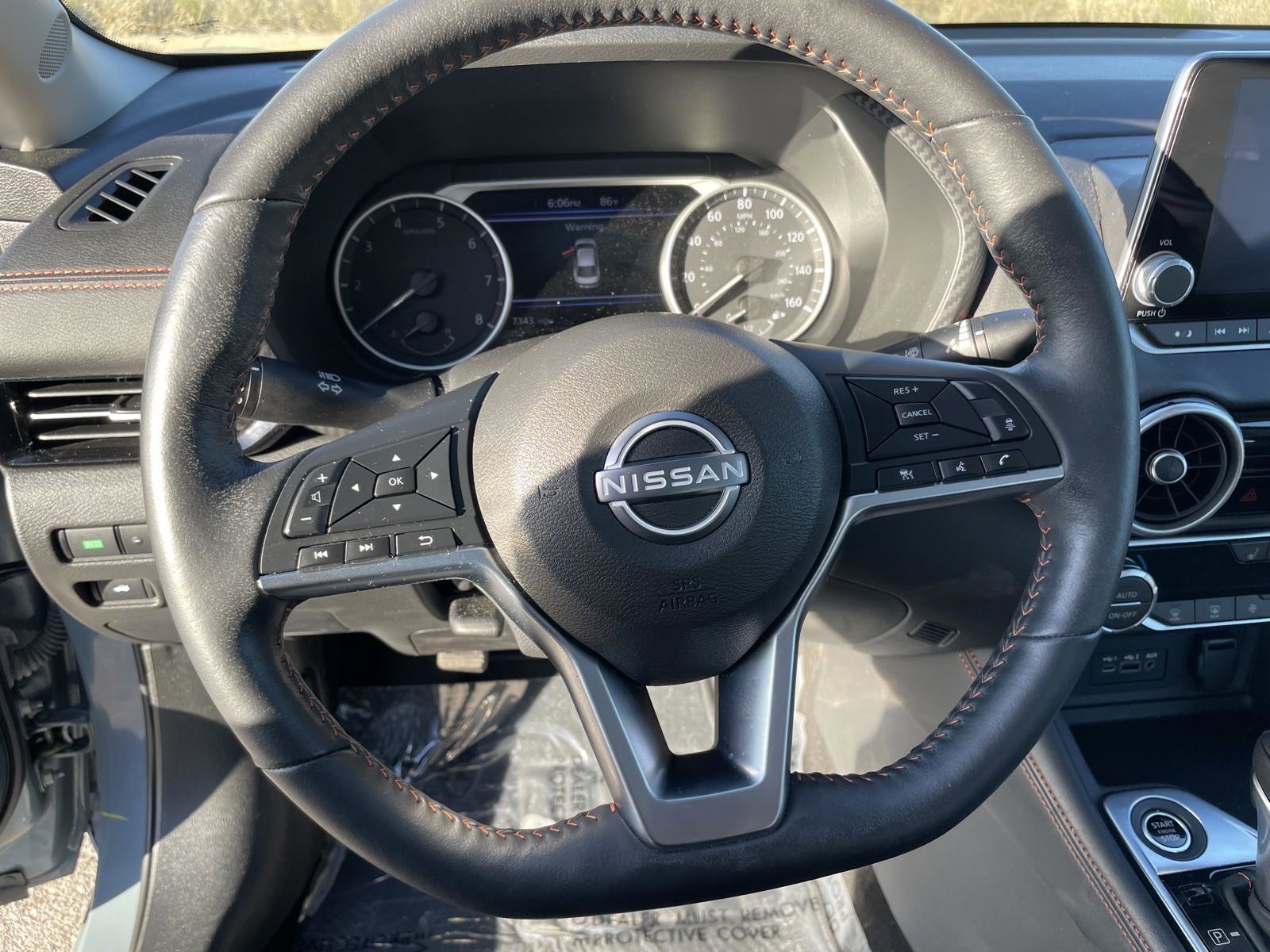 Used 2024 Nissan Sentra SR w/ SR Premium Package image 14