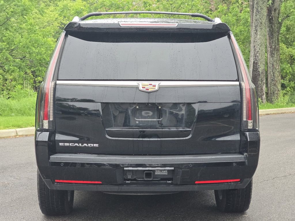 Used 2020 Cadillac Escalade Luxury AWD/4WD image 13