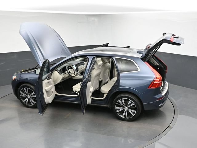 Used 2023 Volvo XC60 B5 Plus AWD/4WD image 46