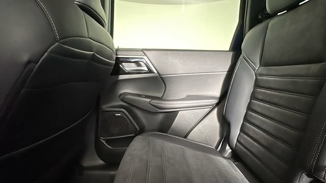 New 2026 Mitsubishi Outlander SE AWD/4WD image 13