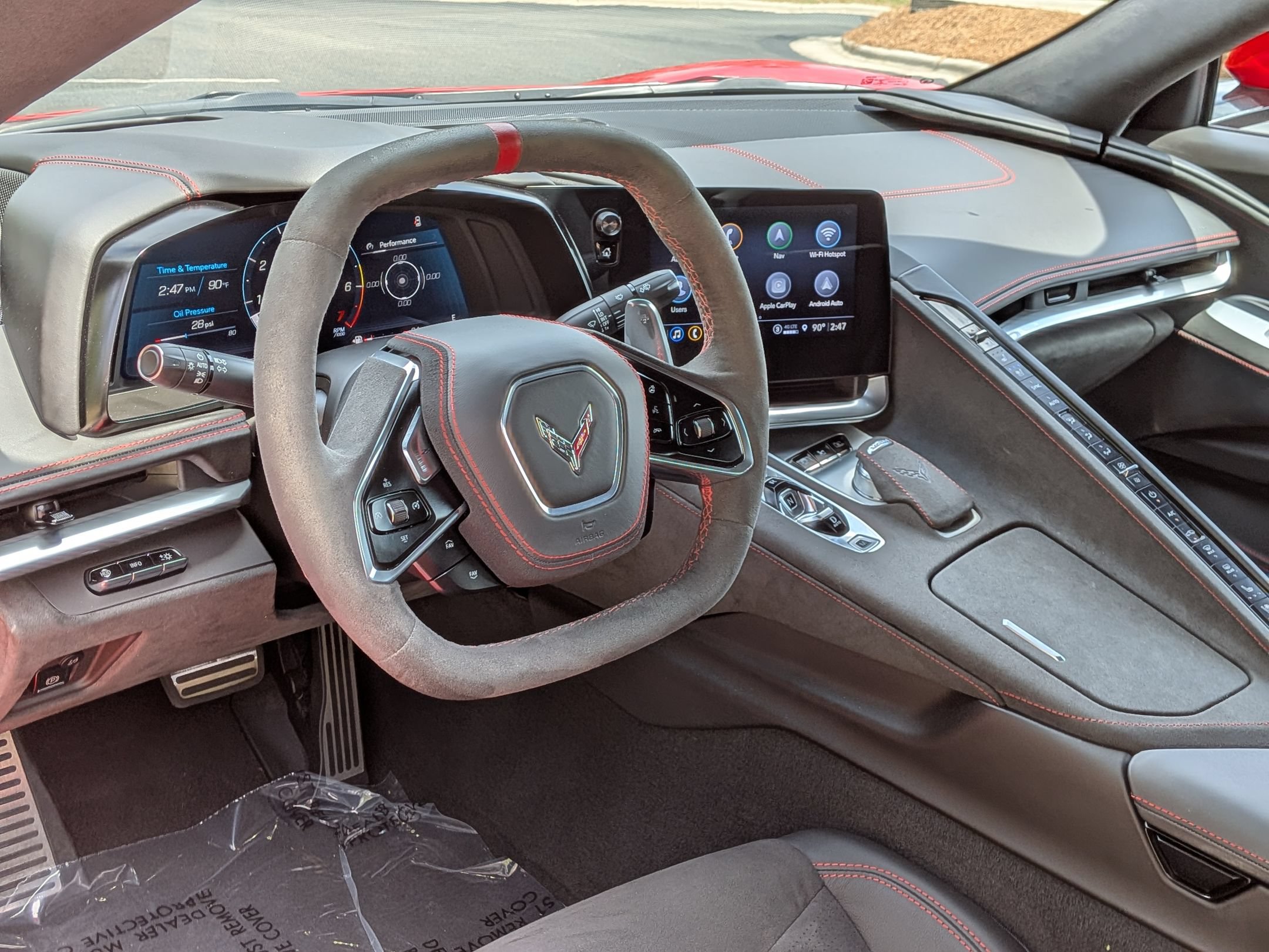 Used 2021 Chevrolet Corvette Stingray Premium Cpe w/ Z51 Performance Package RWD image 4
