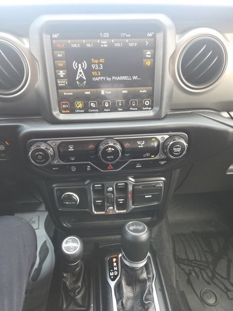 Used 2021 Jeep Wrangler Unlimited Sport AWD/4WD image 21