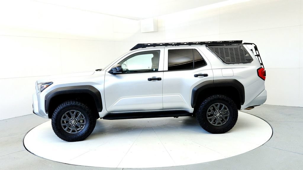 Certified 2025 Toyota 4Runner SR5 AWD/4WD image 3