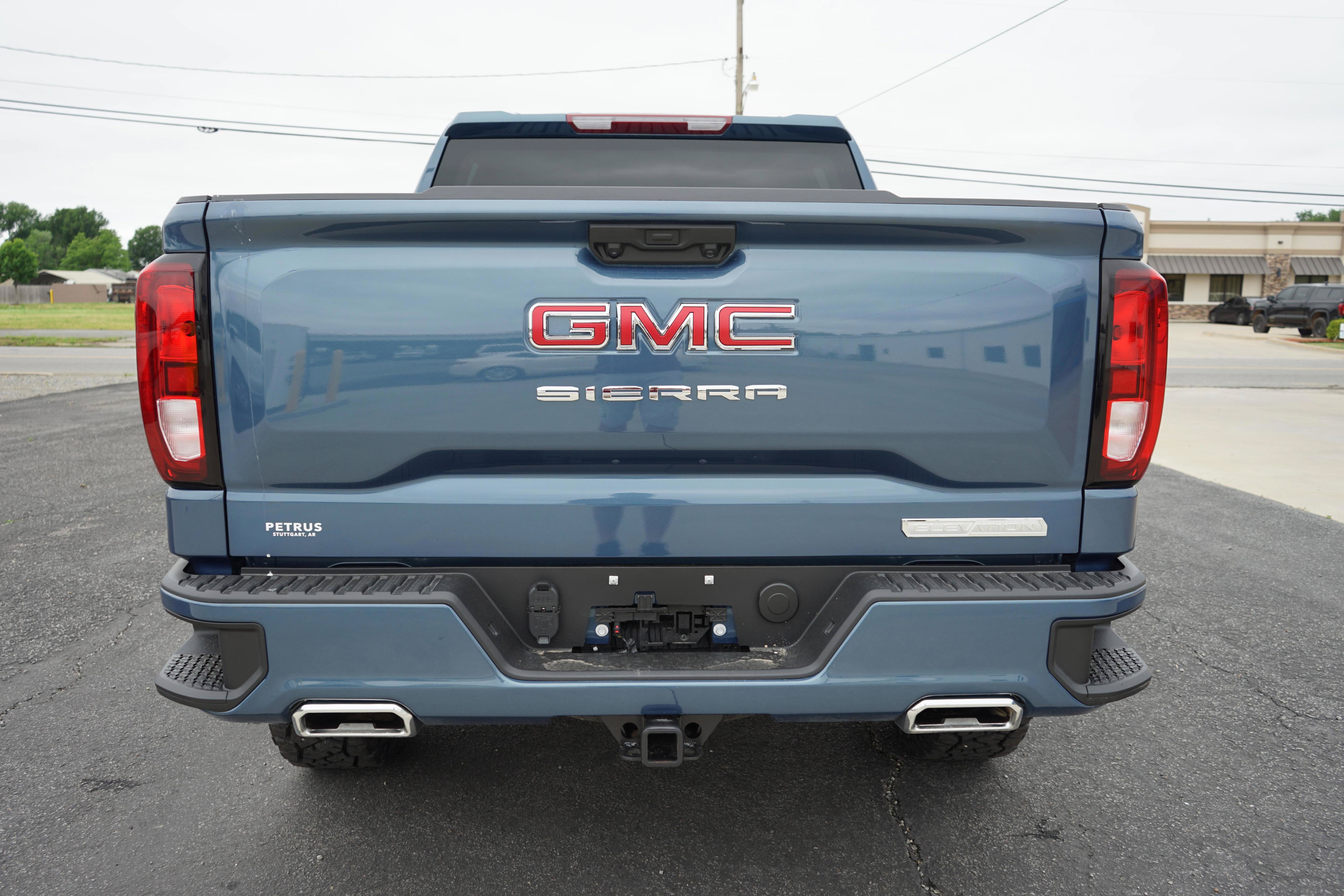 New 2026 GMC Sierra 1500 Elevation w/ X31 Off-Road Package AWD/4WD image 4