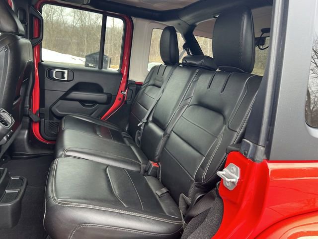 Used 2021 Jeep Wrangler Unlimited Sahara w/ Cold Weather Group image 17