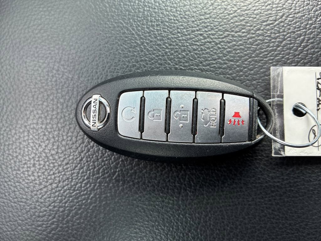 Used 2017 Nissan Altima 2.5 SL w/ Moonroof Package FWD image 32