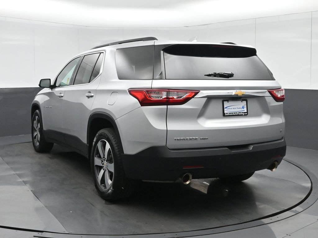 Used 2019 Chevrolet Traverse LT w/ LT Premium Package AWD/4WD image 5