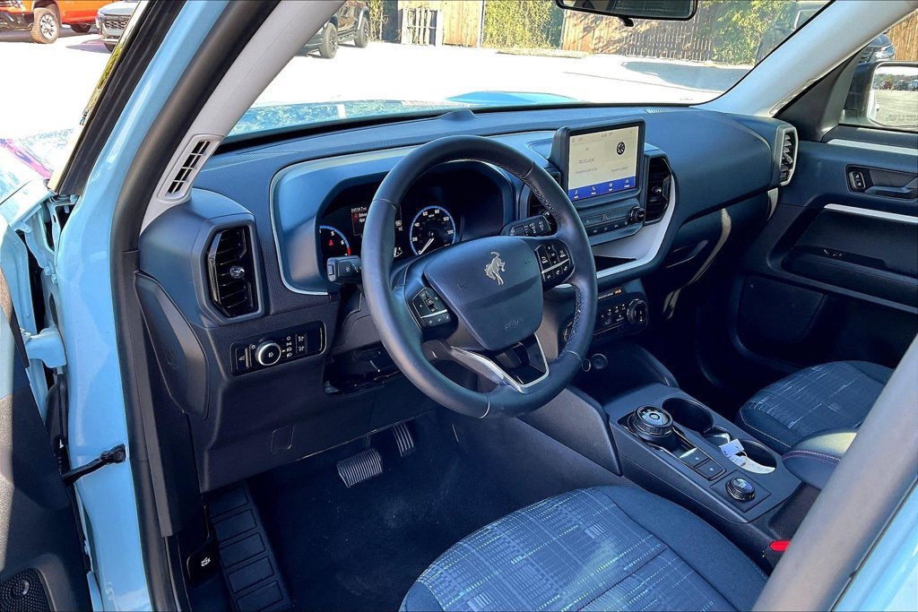 Used 2024 Ford Bronco Sport Heritage w/ Heritage Convenience Package AWD/4WD image 23