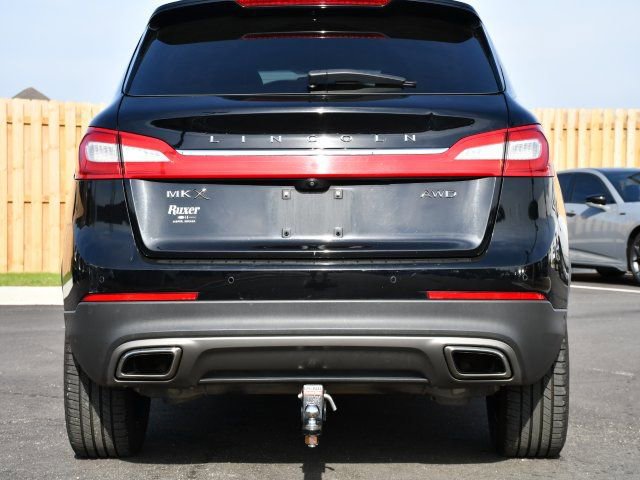 Used 2017 Lincoln MKX Reserve w/ Driver Assistance Package image 10