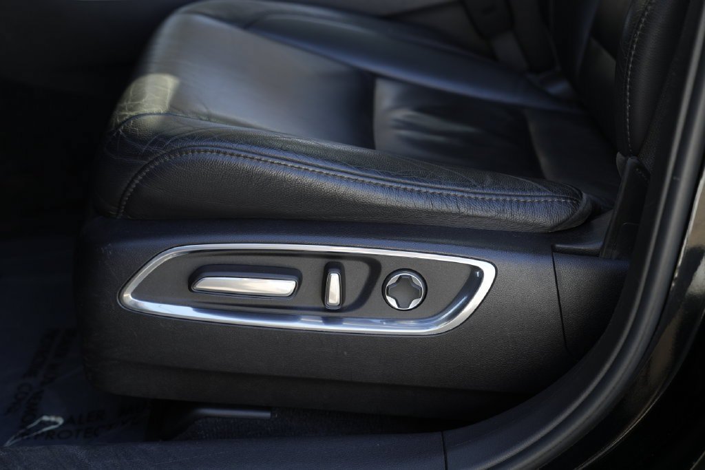 Used 2020 Acura MDX SH-AWD image 18