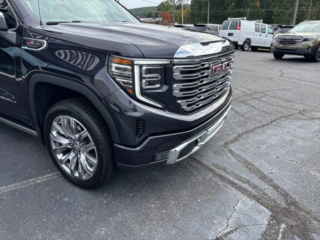 Used 2025 GMC Sierra 1500 Denali w/ Denali Reserve Package AWD/4WD image 6