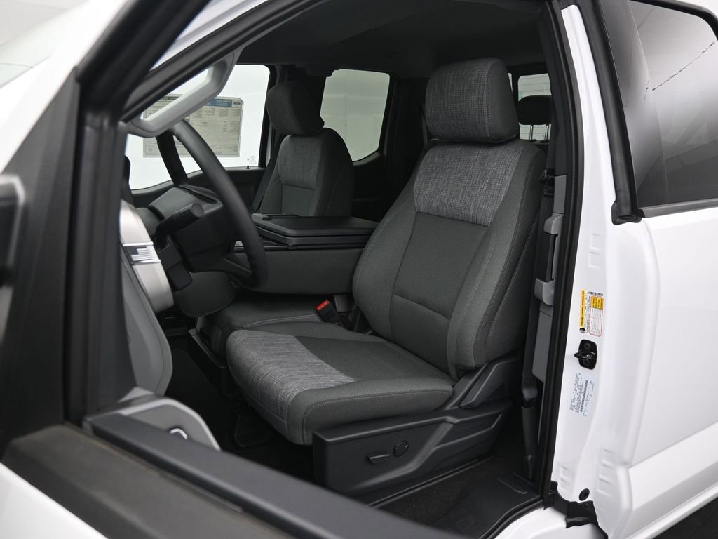 New 2026 Ford F250 XLT image 8