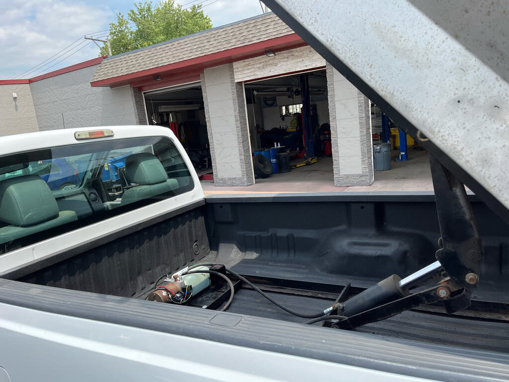 Used 2012 Ford F350 XL w/ Snow Plow Prep Pkg AWD/4WD image 26