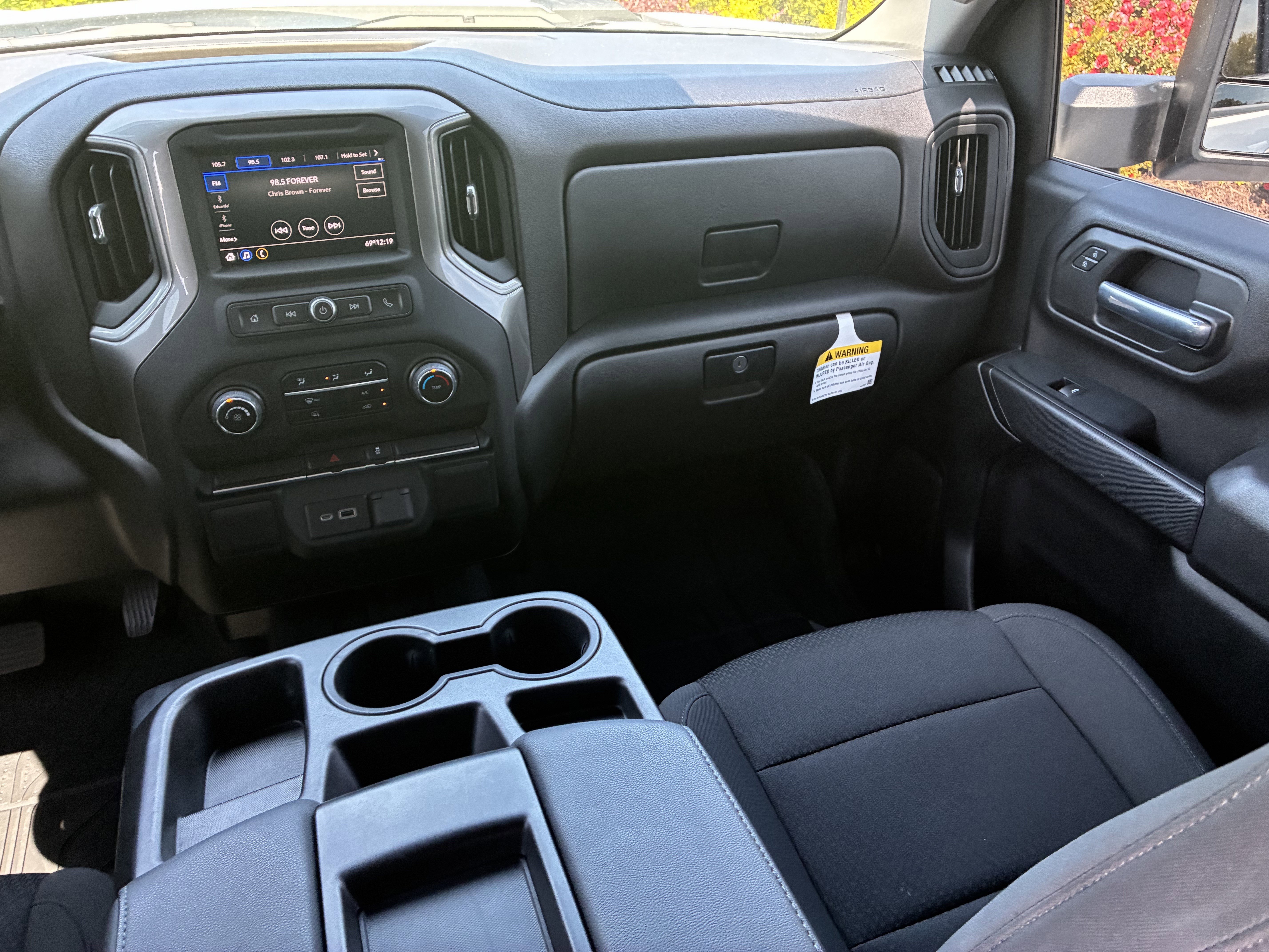 Used 2023 Chevrolet Silverado 2500 Custom AWD/4WD image 19