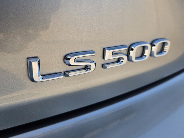 Certified 2024 Lexus LS 500 RWD image 34
