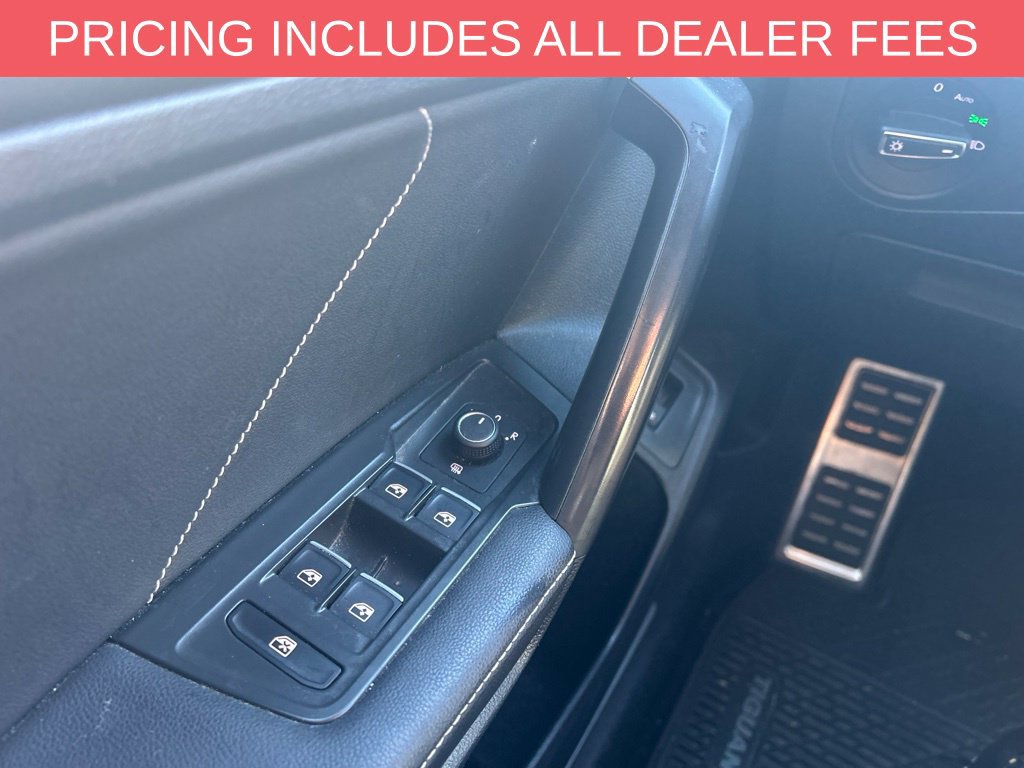 Used 2022 Volkswagen Tiguan SE R-Line AWD/4WD image 13