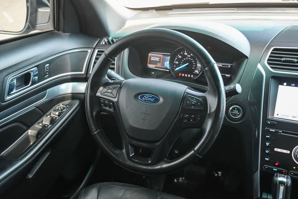 Used 2017 Ford Explorer Sport AWD/4WD image 12