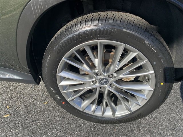 Used 2024 Lexus NX 300h AWD w/ Luxury Package image 35