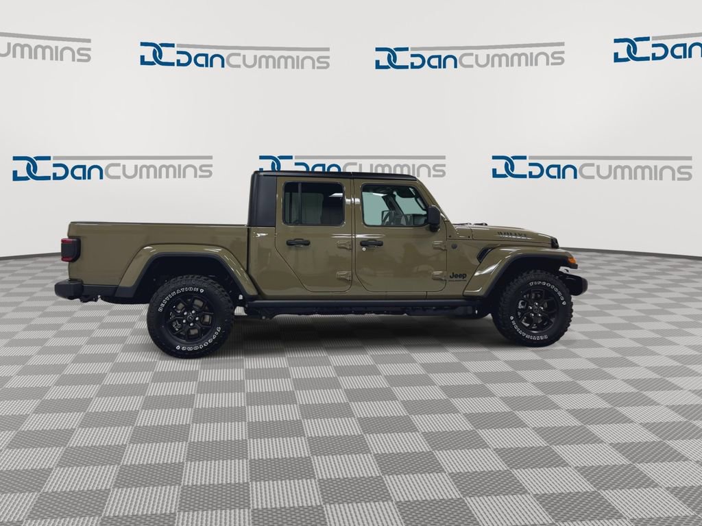 New 2026 Jeep Gladiator Willys image 9