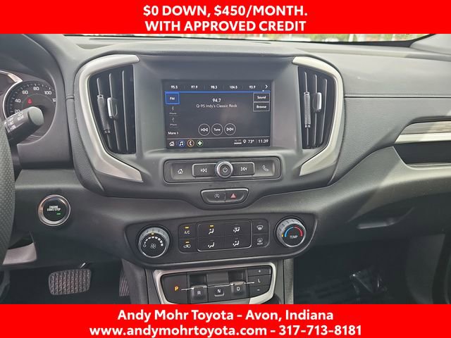Used 2024 GMC Terrain SLE image 18