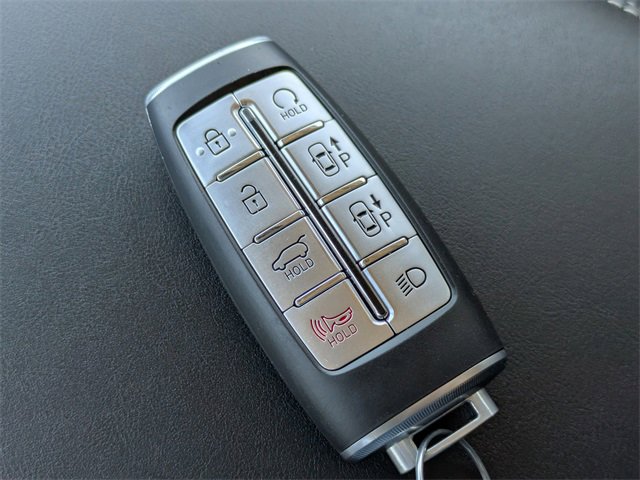 Used 2023 Genesis Electrified GV70 Advanced image 33