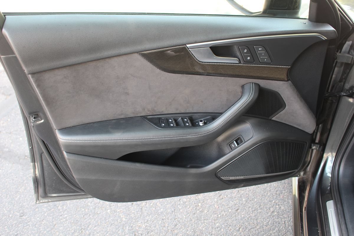 Used 2019 Audi S4 Premium Plus w/ Premium Plus Package AWD/4WD image 12