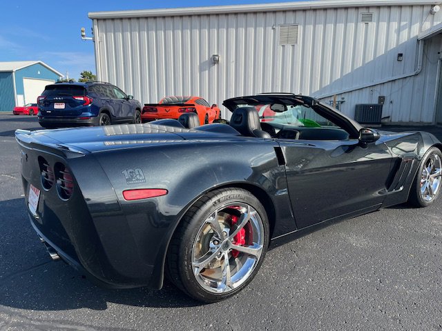 Used 2012 Chevrolet Corvette Grand Sport w/ 3LT Preferred Equipment Group image 9