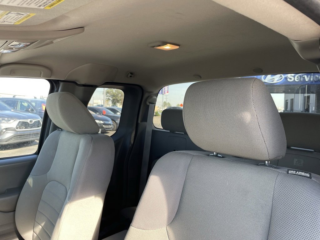 Used 2018 Nissan Frontier S image 24