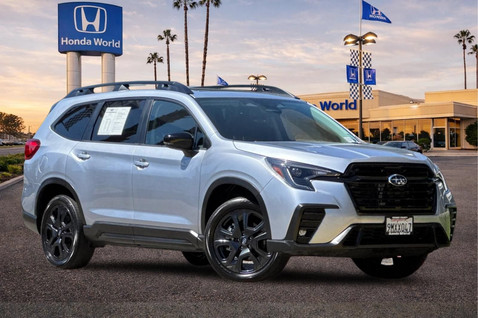 Used 2024 Subaru Ascent Onyx Edition AWD/4WD image 2