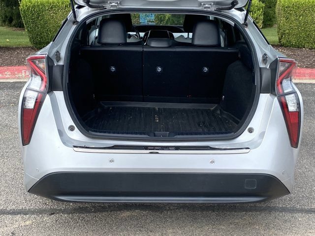 Used 2018 Toyota Prius Four w/ Advanced Technology Package FWD image 6