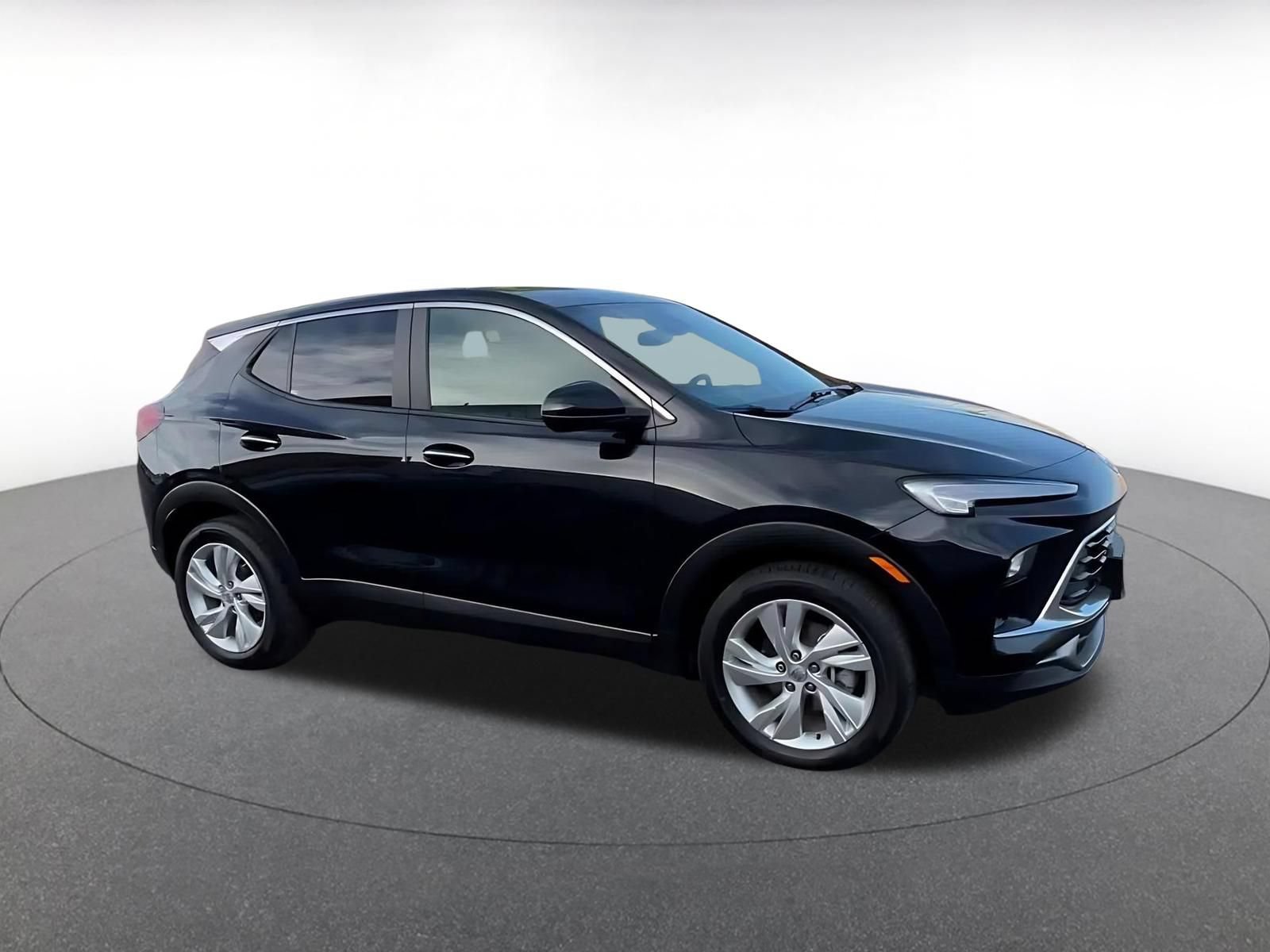 Used 2025 Buick Encore GX Preferred FWD image 2