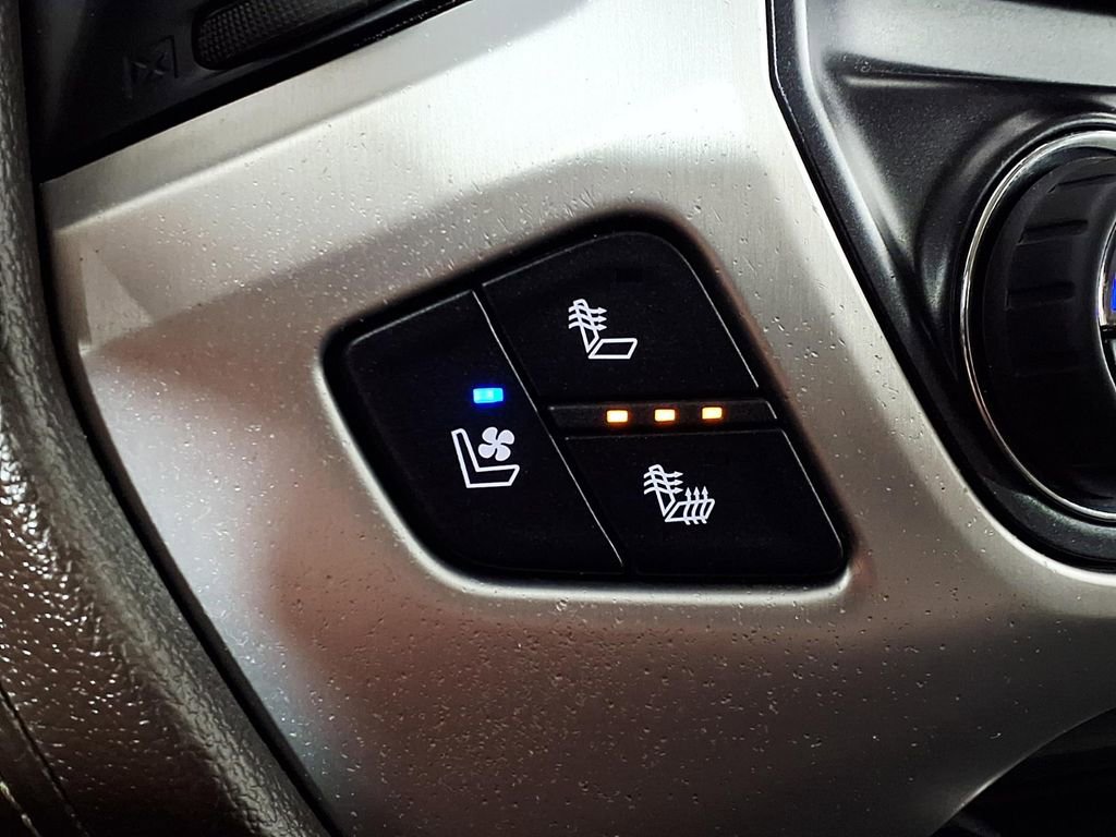 Used 2016 GMC Sierra 2500 SLT image 15