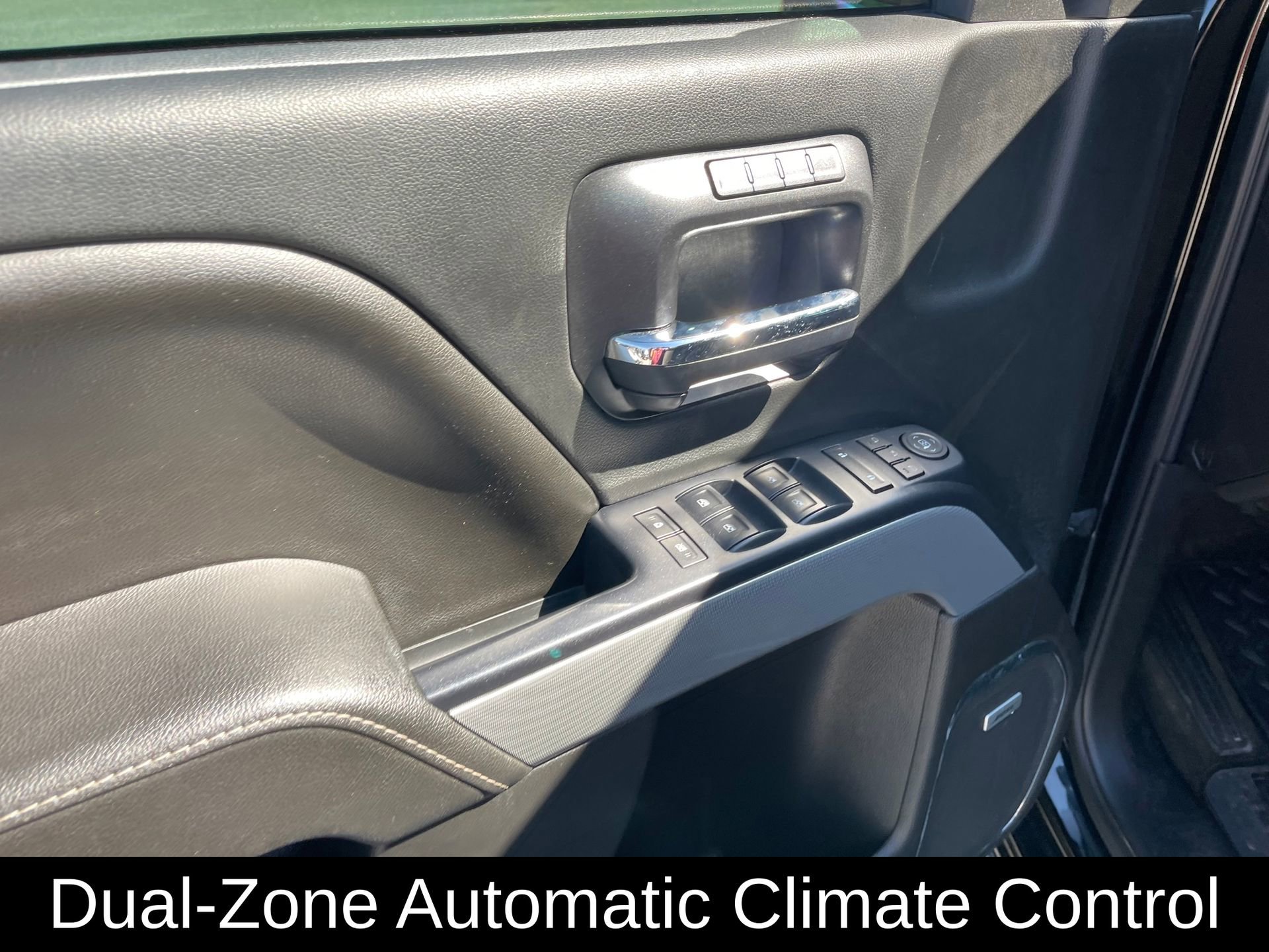 Used 2016 Chevrolet Silverado 2500 LTZ w/ Duramax Plus Package image 12