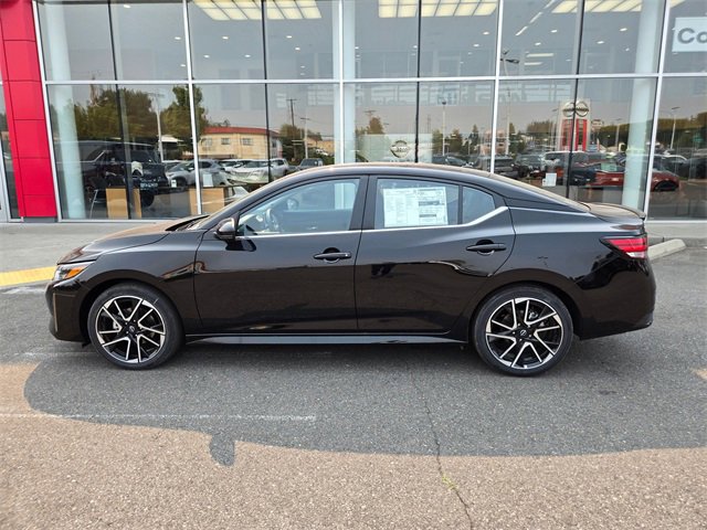 New 2025 Nissan Sentra SR w/ SR Premium Package image 9
