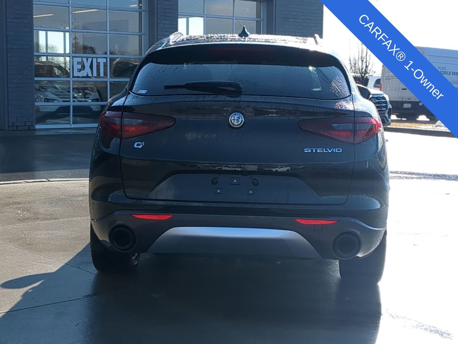 Used 2023 Alfa Romeo Stelvio Ti image 7