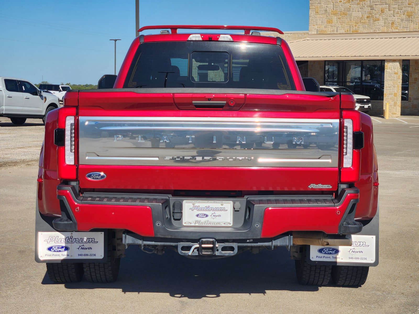 Certified 2024 Ford F450 Platinum w/ FX4 Off-Road Package AWD/4WD image 8