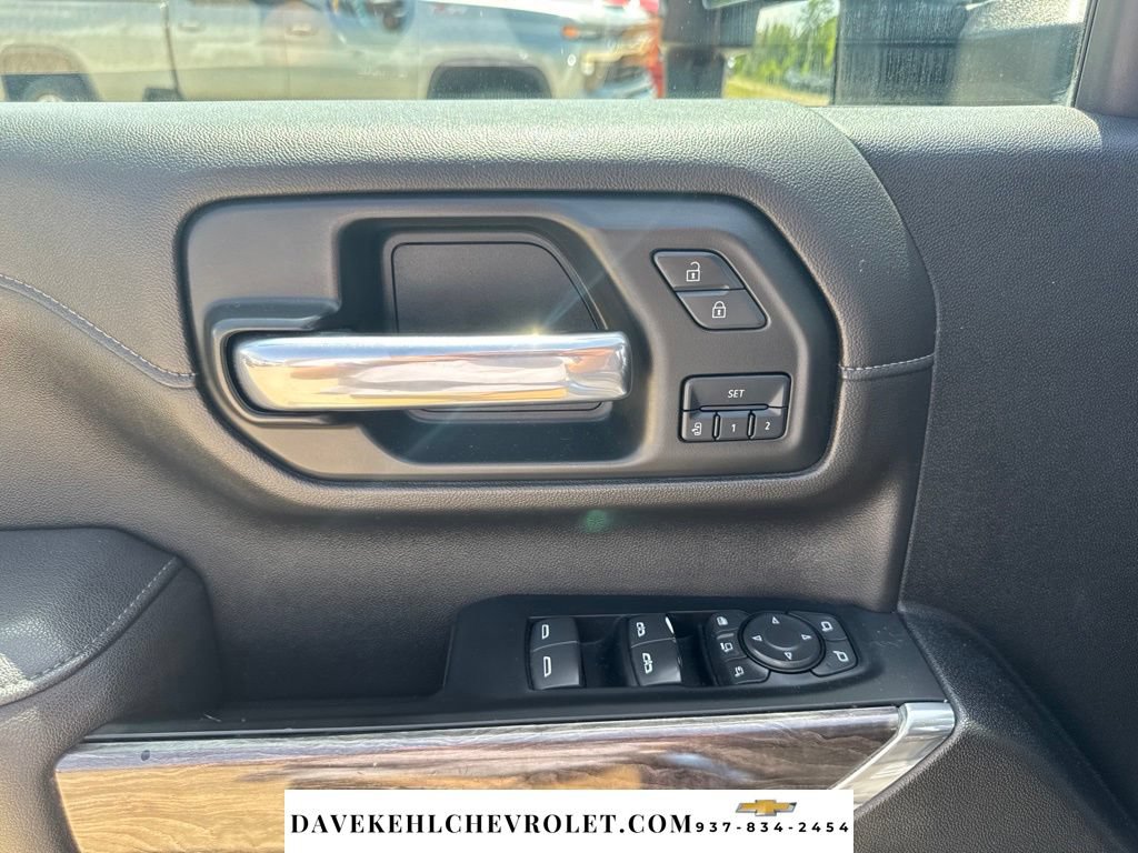 Used 2023 Chevrolet Silverado 2500 LTZ w/ LTZ Plus Package AWD/4WD image 10