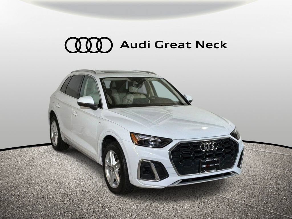 Used 2023 Audi Q5 e Premium w/ Convenience Package AWD/4WD image 9