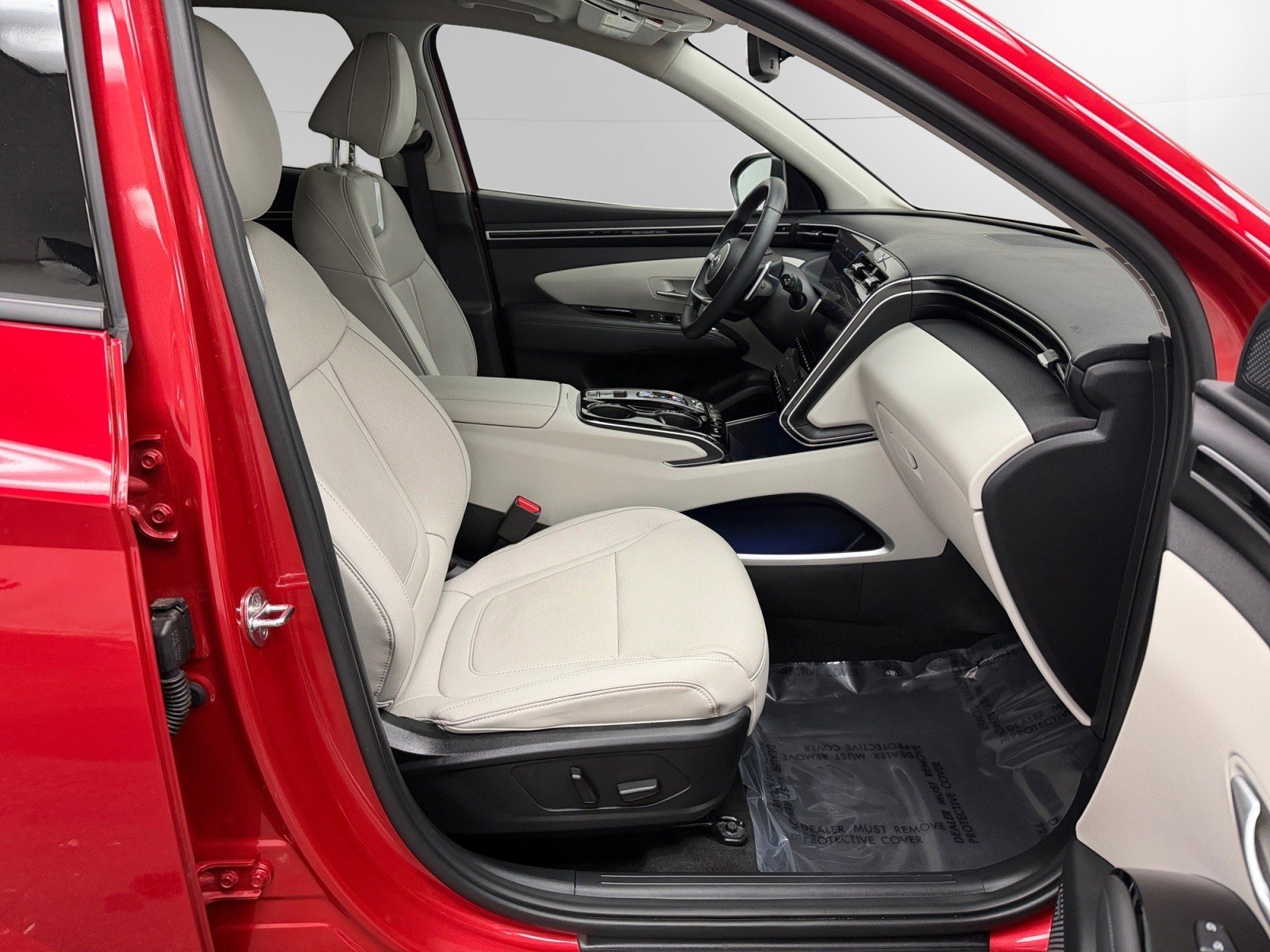 Certified 2023 Hyundai Tucson Limited w/ Cargo Package image 15