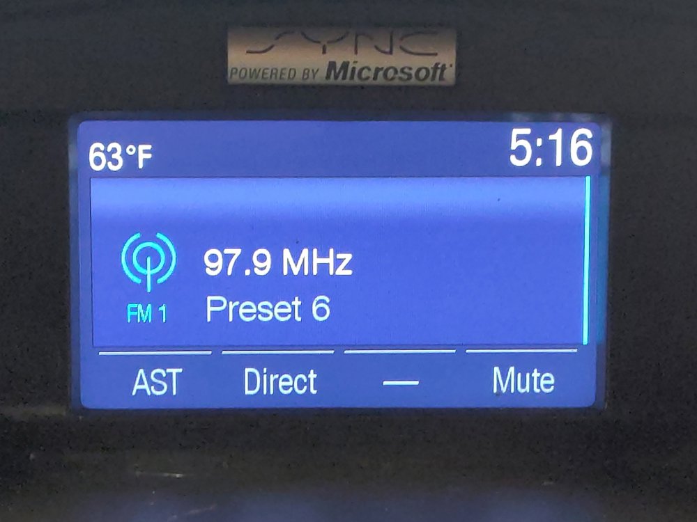 Used 2015 Ford Escape SE AWD/4WD image 25