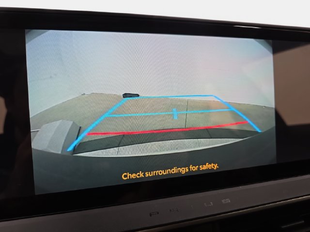 Used 2024 Toyota Prius Prime FWD image 20